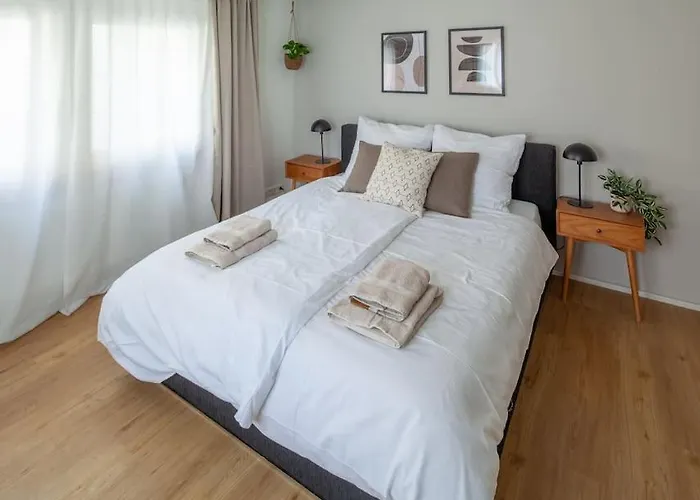 Gemuetliche Altbauwohnung Mitten In Der Altstadt * Konstanz